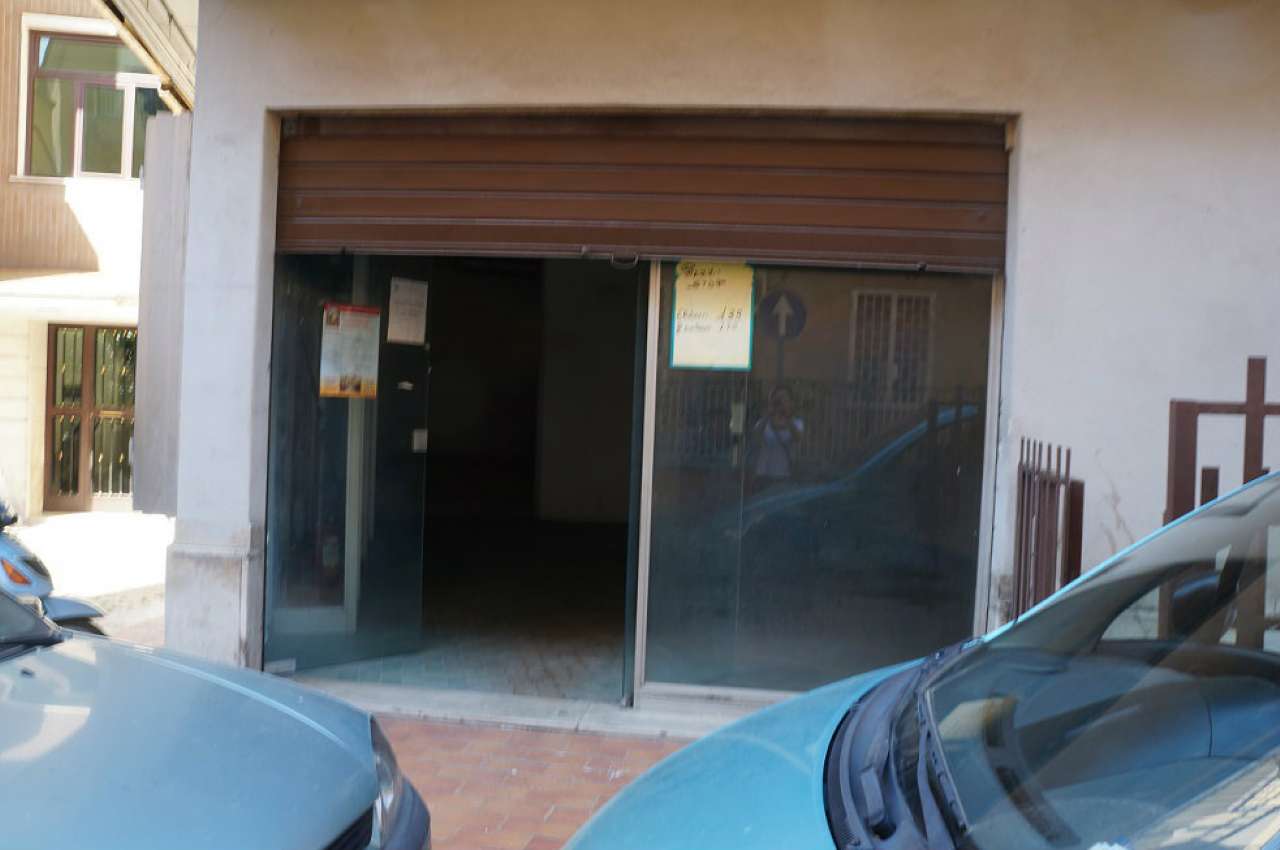 Negozio - Loc.Com. ROMA vendita  PORTUENSE (XV MUN.) di Vigna Ceccarelli AGENZIA VENTA CASE SRL
