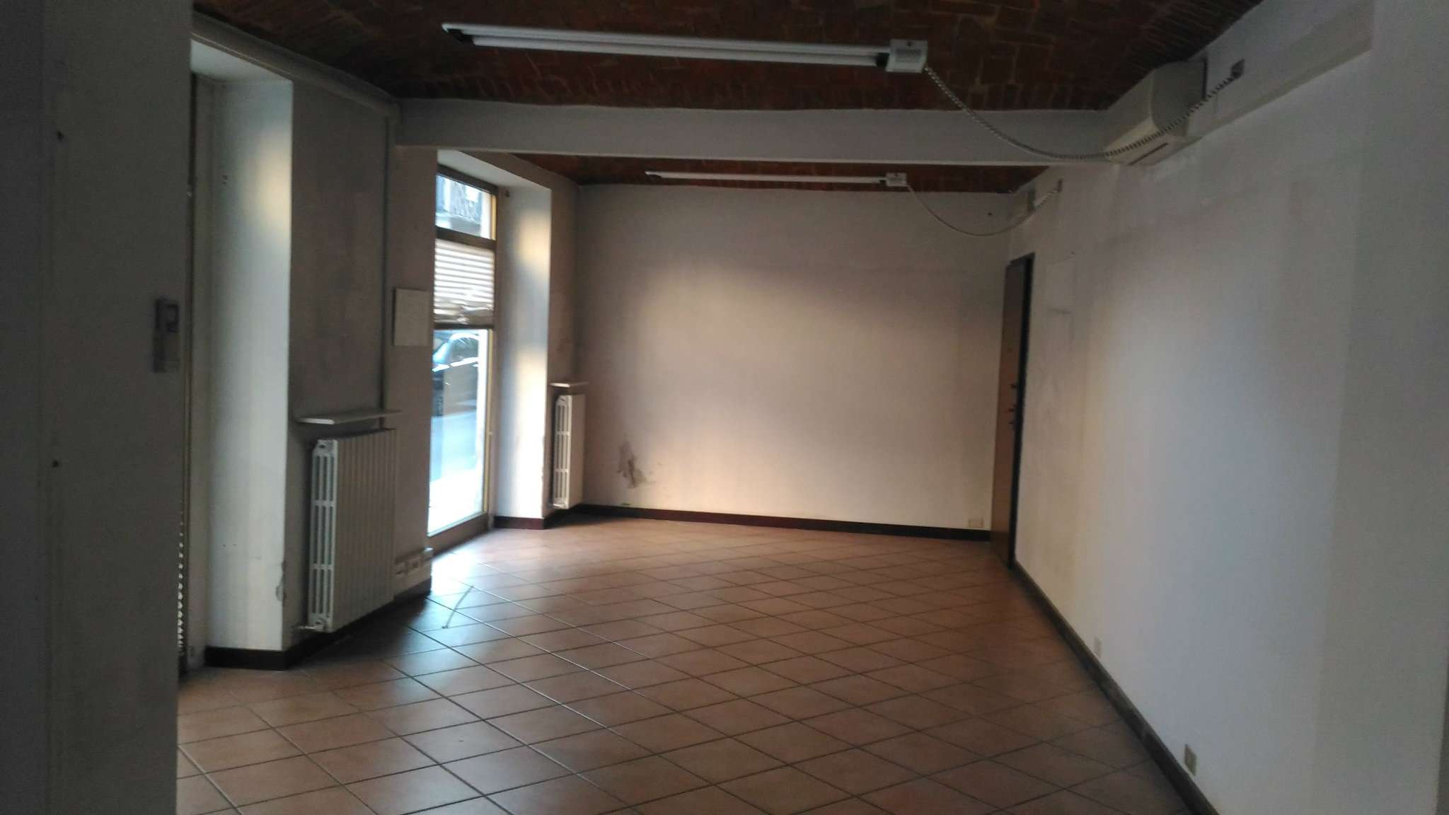 Negozio - Loc.Com. ALESSANDRIA affitto    ALAN MEYER