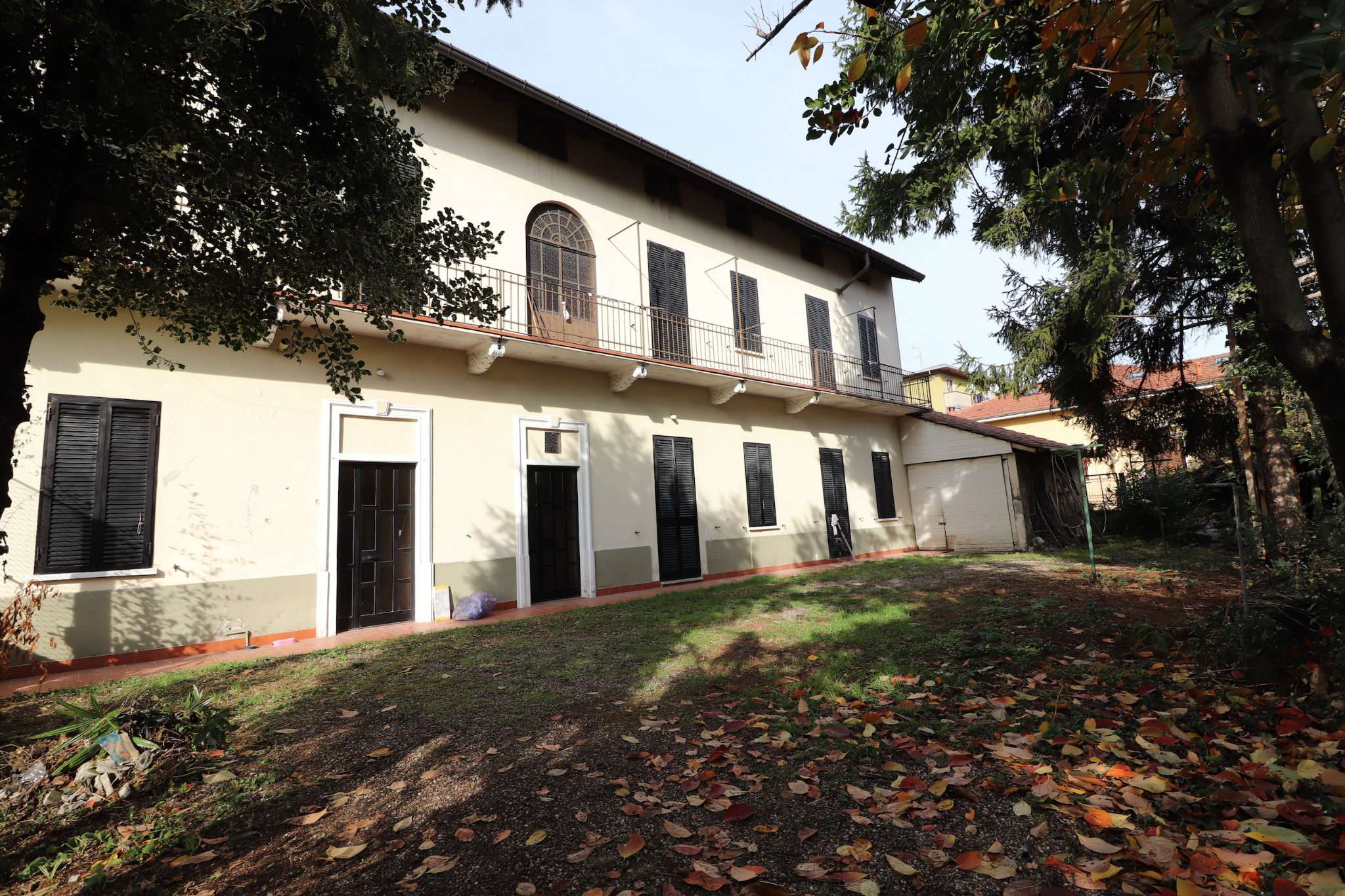 Villa Unifamiliare - Indipendente BUSTO ARSIZIO vendita    Langè Immobiliare