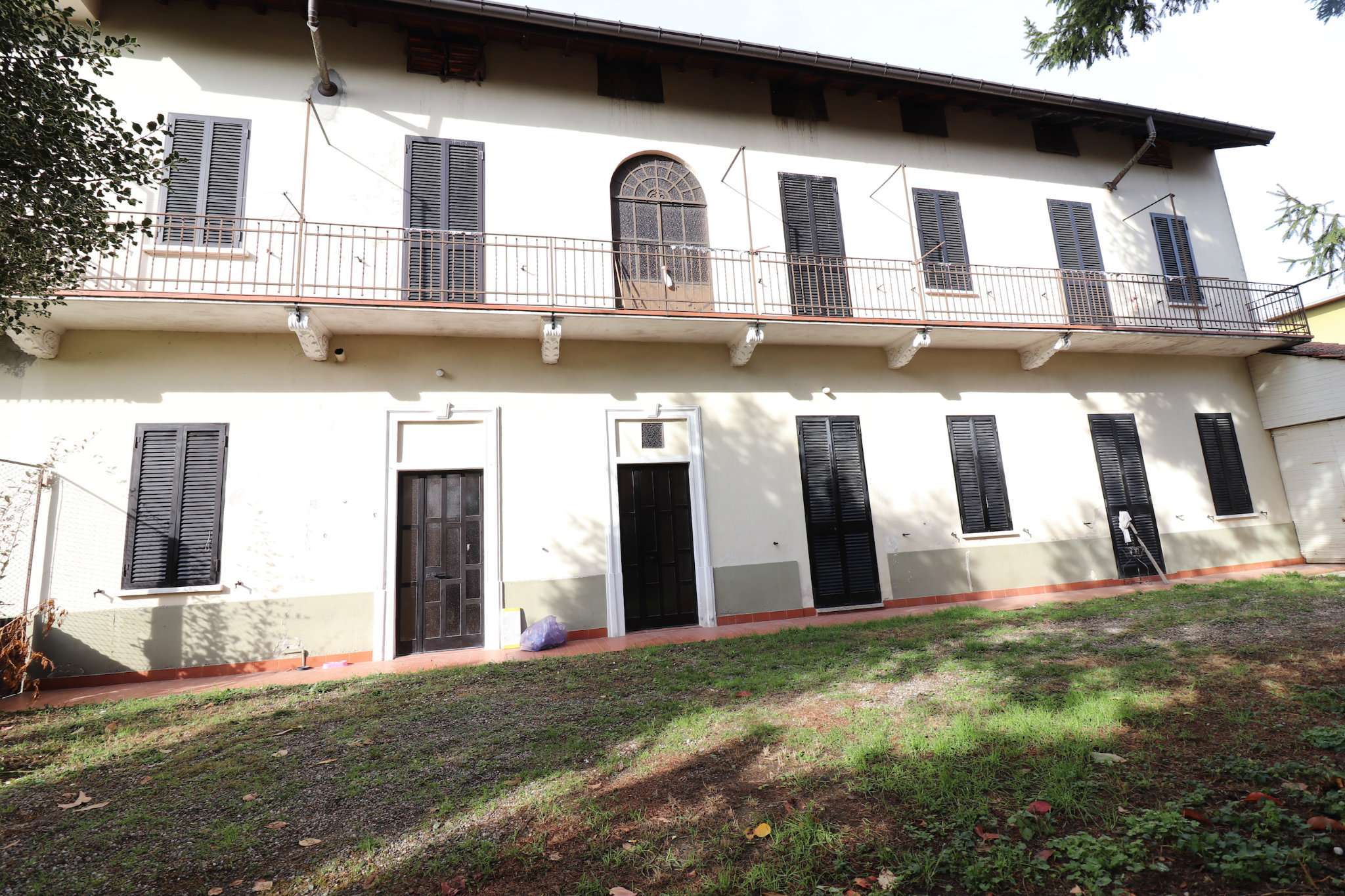 Villa Unifamiliare - Indipendente BUSTO ARSIZIO vendita    Langè Immobiliare