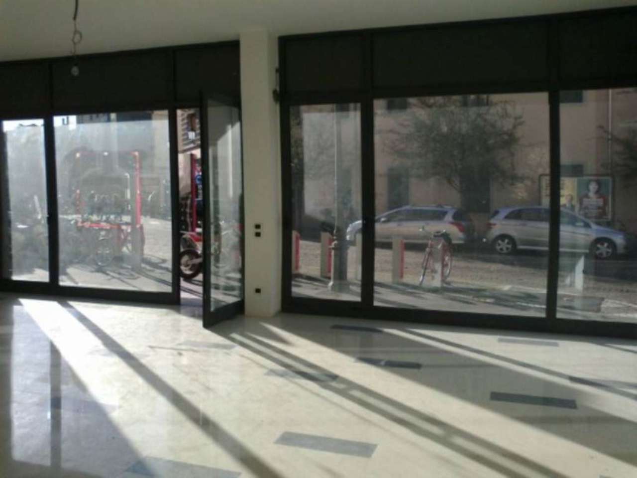 Negozio - Loc.Com. PADOVA vendita  QUESTURA  Promopadova immobiliare