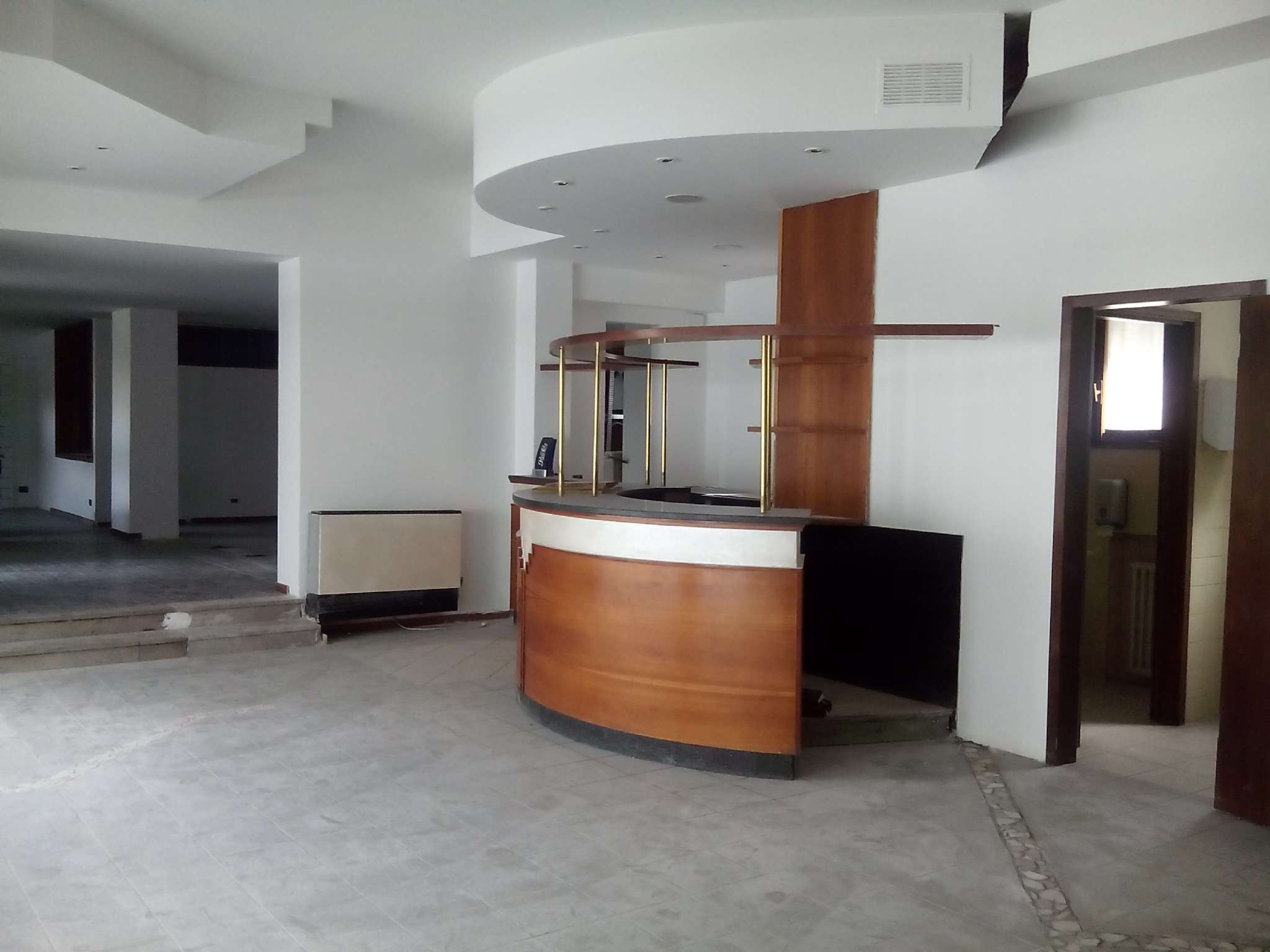 Negozio - Loc.Com. PADOVA affitto  SACRA FAMIGLIA  Promopadova immobiliare