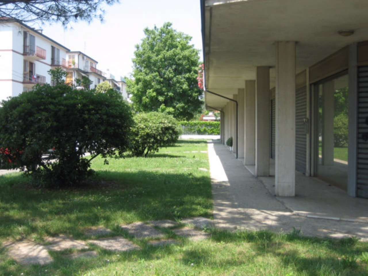 Negozio - Loc.Com. PADOVA affitto  BRENTELLE  Promopadova immobiliare