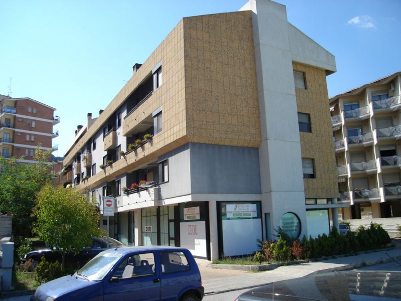 Negozio - Loc.Com. CAMPOBASSO vendita    Stigliani Immobiliare srl