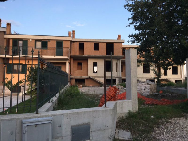 Villa Affiancata - Schiera CAMPOBASSO vendita   C.da Colle dell'Orso Stigliani Immobiliare srl