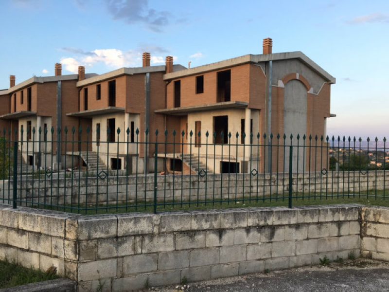 Villa Affiancata - Schiera CAMPOBASSO vendita   C.da Colle dell'Orso Stigliani Immobiliare srl