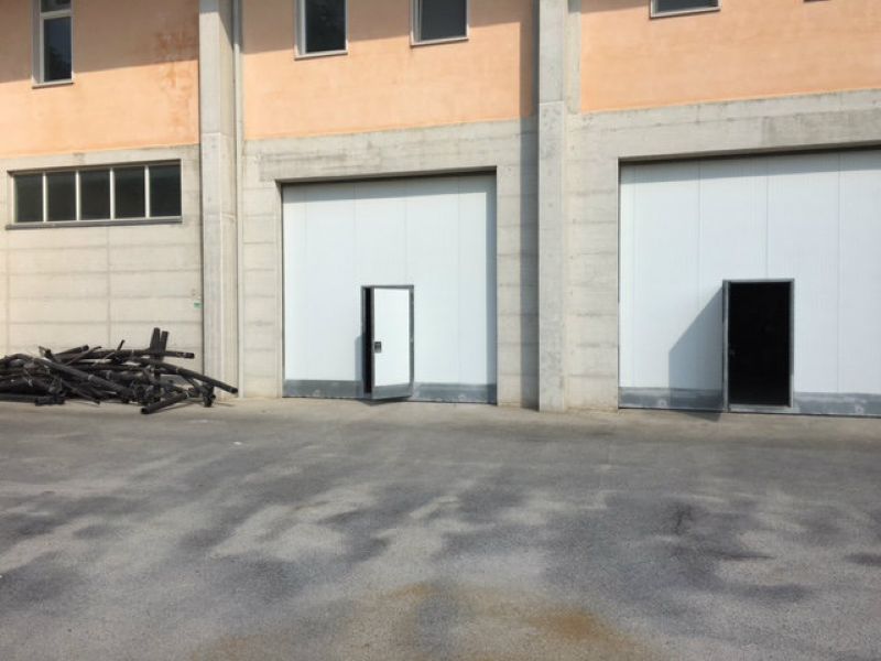 Negozio - Loc.Com. CAMPOBASSO vendita   C.da Colle delle Api Stigliani Immobiliare srl
