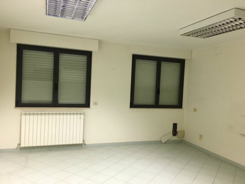 Ufficio - Loc.Com. CAMPOBASSO vendita    Stigliani Immobiliare srl
