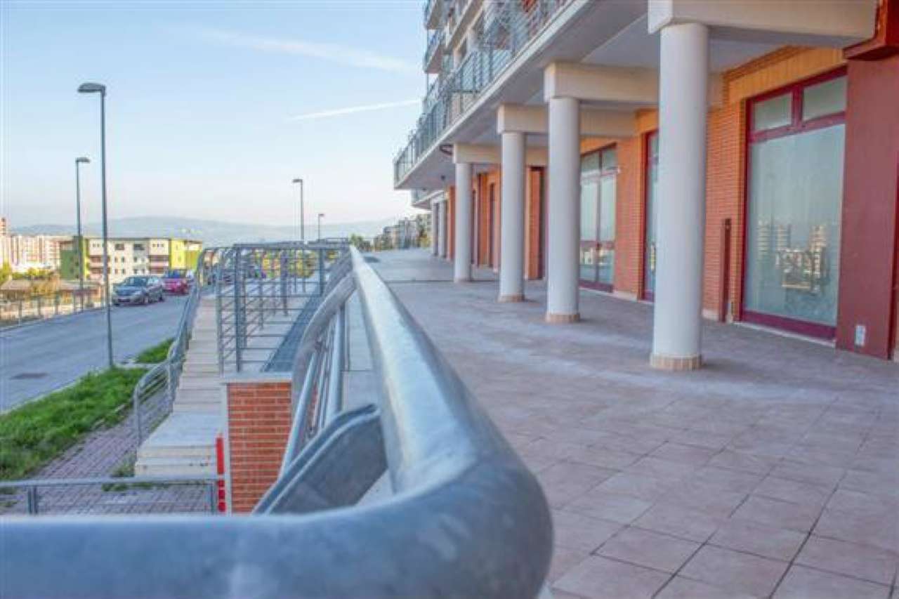 Negozio - Loc.Com. CAMPOBASSO vendita   zona Università Stigliani Immobiliare srl
