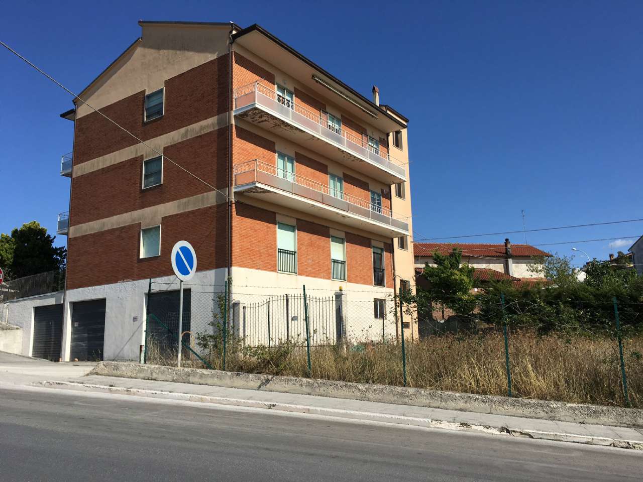 Negozio - Loc.Com. CAMPOBASSO affitto   Via Labanca Stigliani Immobiliare srl