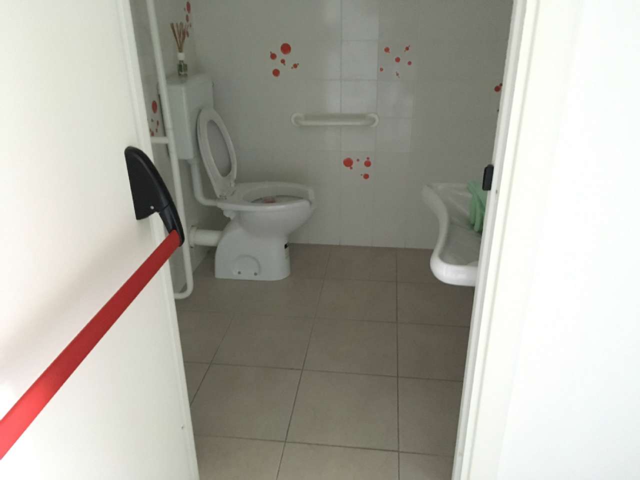 Negozio - Loc.Com. CAMPOBASSO vendita   Via Trombetta Stigliani Immobiliare srl