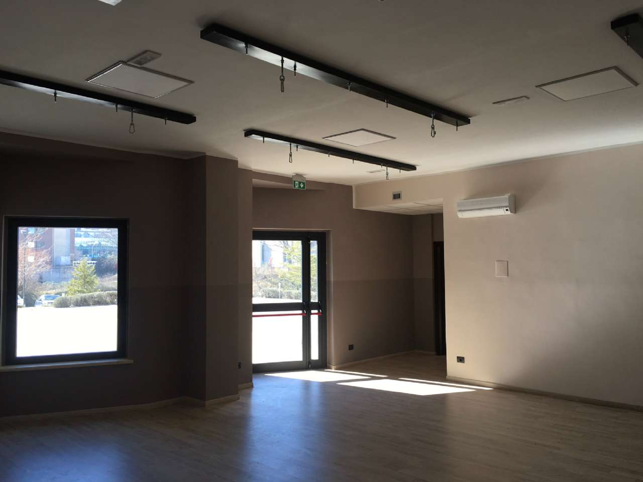Negozio - Loc.Com. CAMPOBASSO vendita   Zona parco dei Pini Stigliani Immobiliare srl
