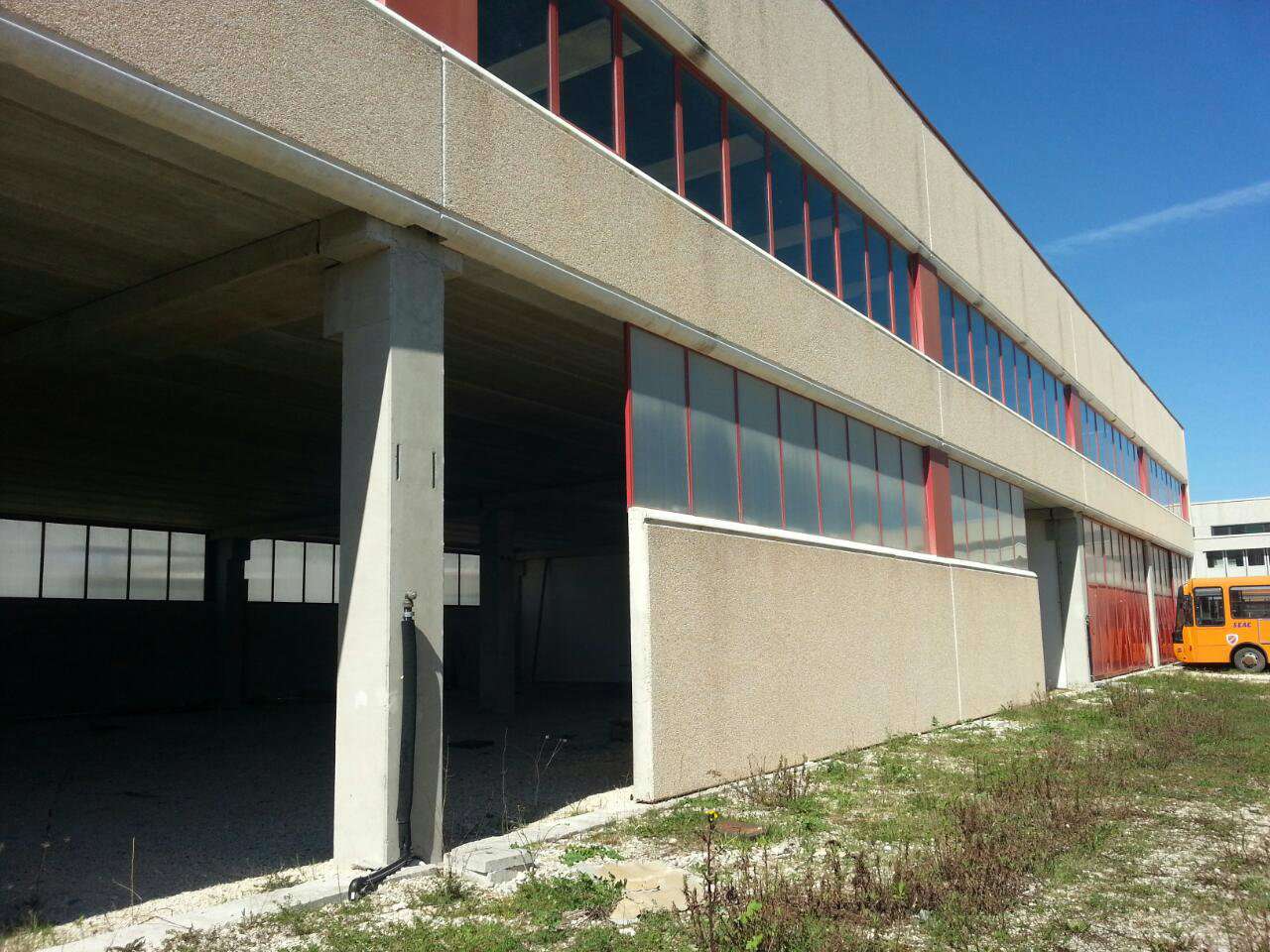 Negozio - Loc.Com. CAMPOBASSO affitto   c.da colle delle api Stigliani Immobiliare srl