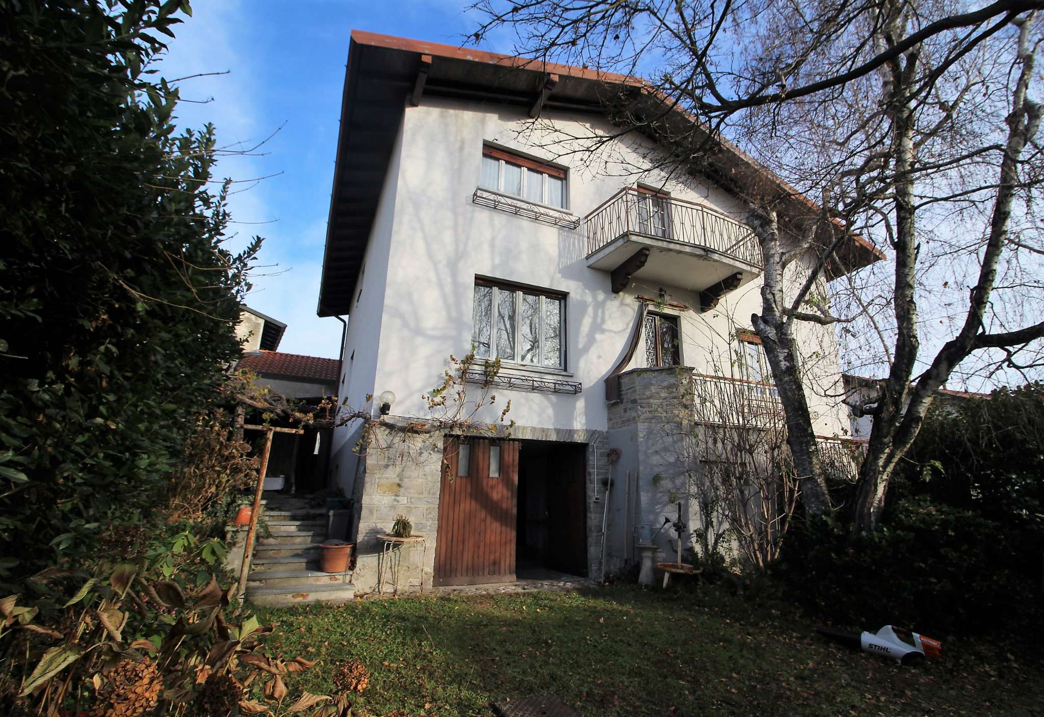 Villa SOMMA LOMBARDO vendita   carducci IMMOBILIARE BRIANTE