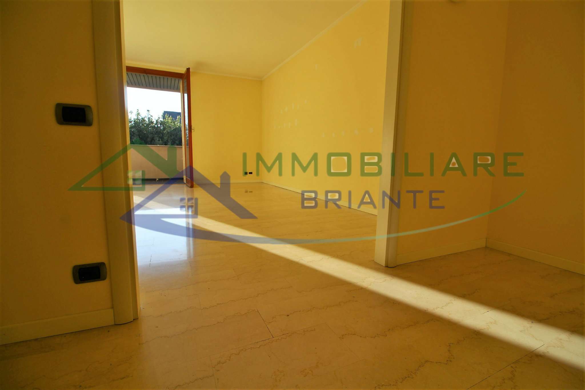  somma-lombardo vendita quart:  immobiliare-briante