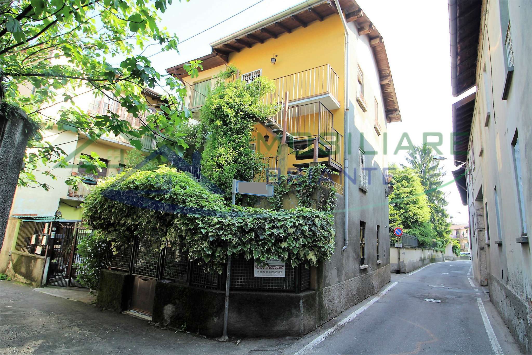 Villa Unifamiliare - Indipendente SOMMA LOMBARDO vendita   Pastrengo IMMOBILIARE BRIANTE