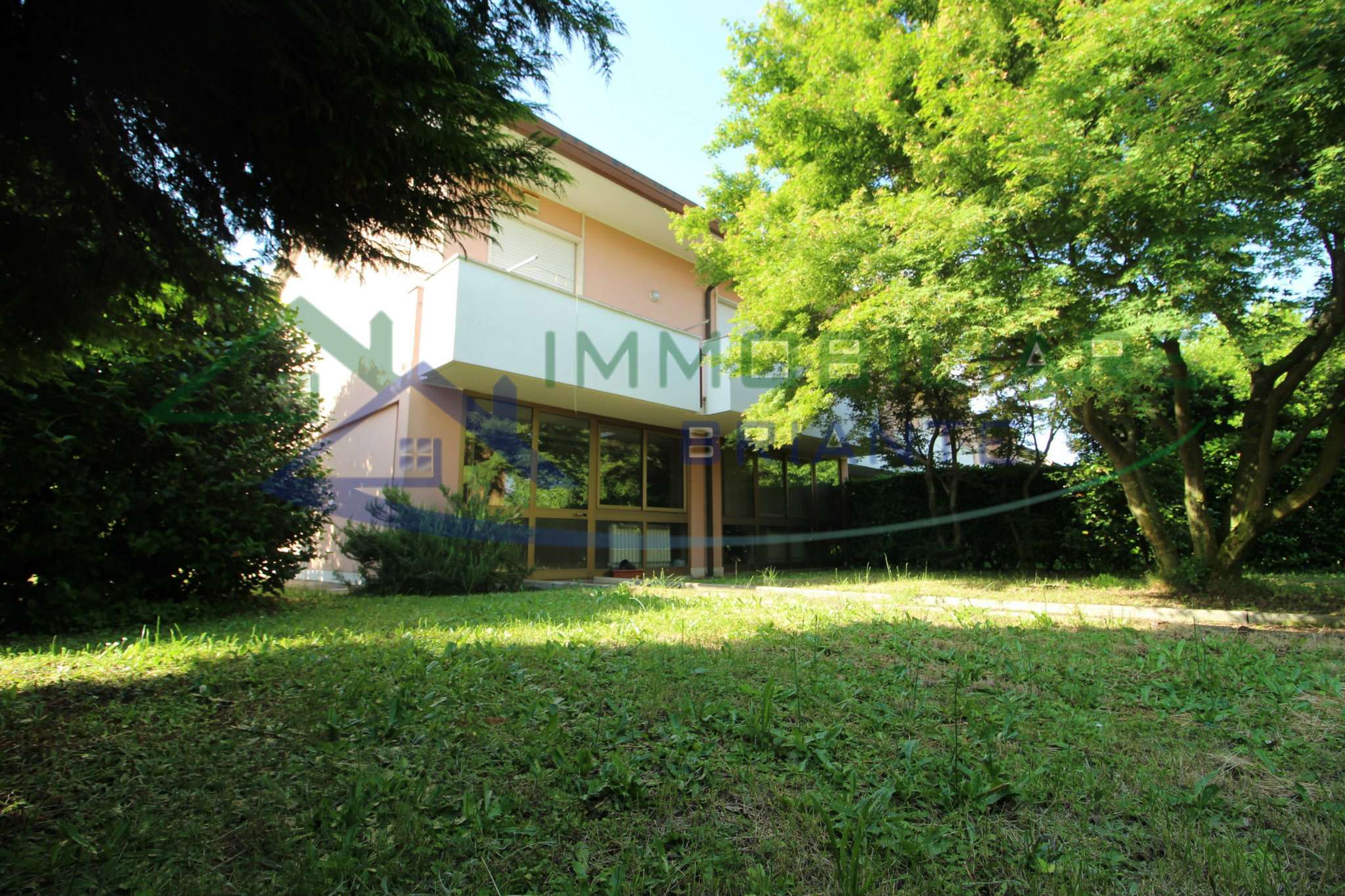 Villa Affiancata - Schiera SOMMA LOMBARDO vendita   roma IMMOBILIARE BRIANTE