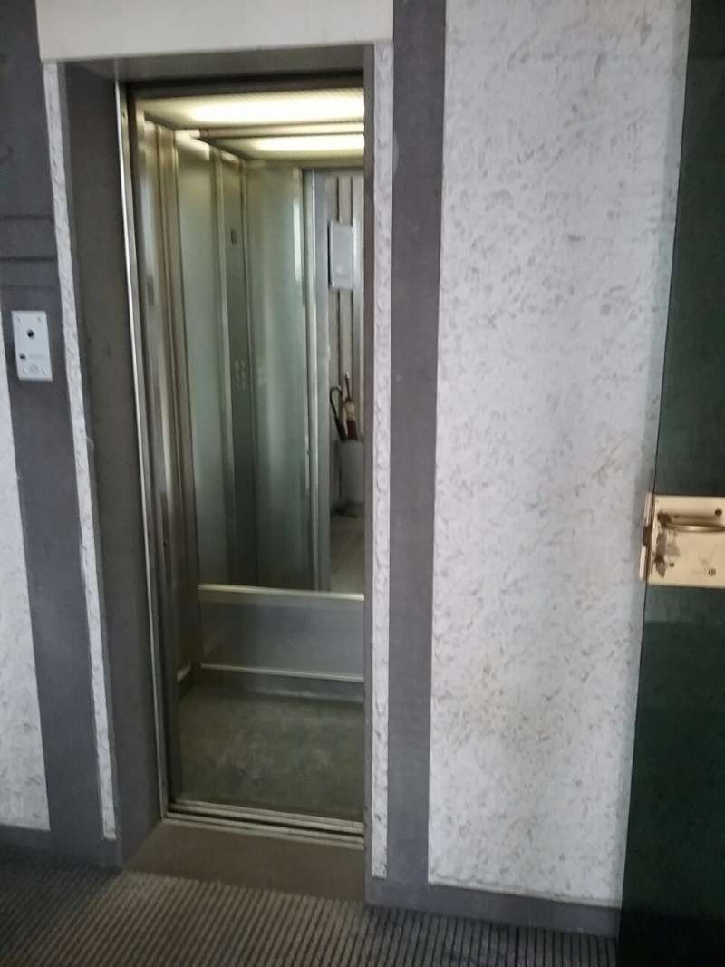 Ufficio - Loc.Com. ROMA affitto  LAURENTINA Laurentina 651 Edil Torrino 2002 s.r.l.