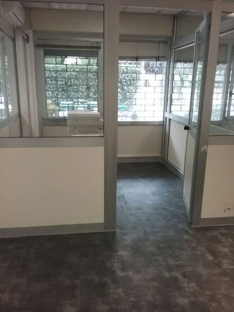 Ufficio - Loc.Com. ROMA affitto  LAURENTINA Laurentina Edil Torrino 2002 s.r.l.