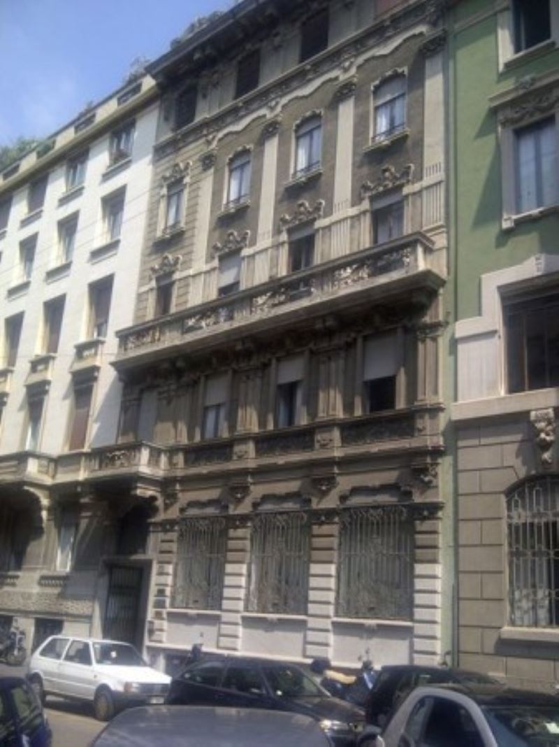  milano affitto quart: corso italia nava