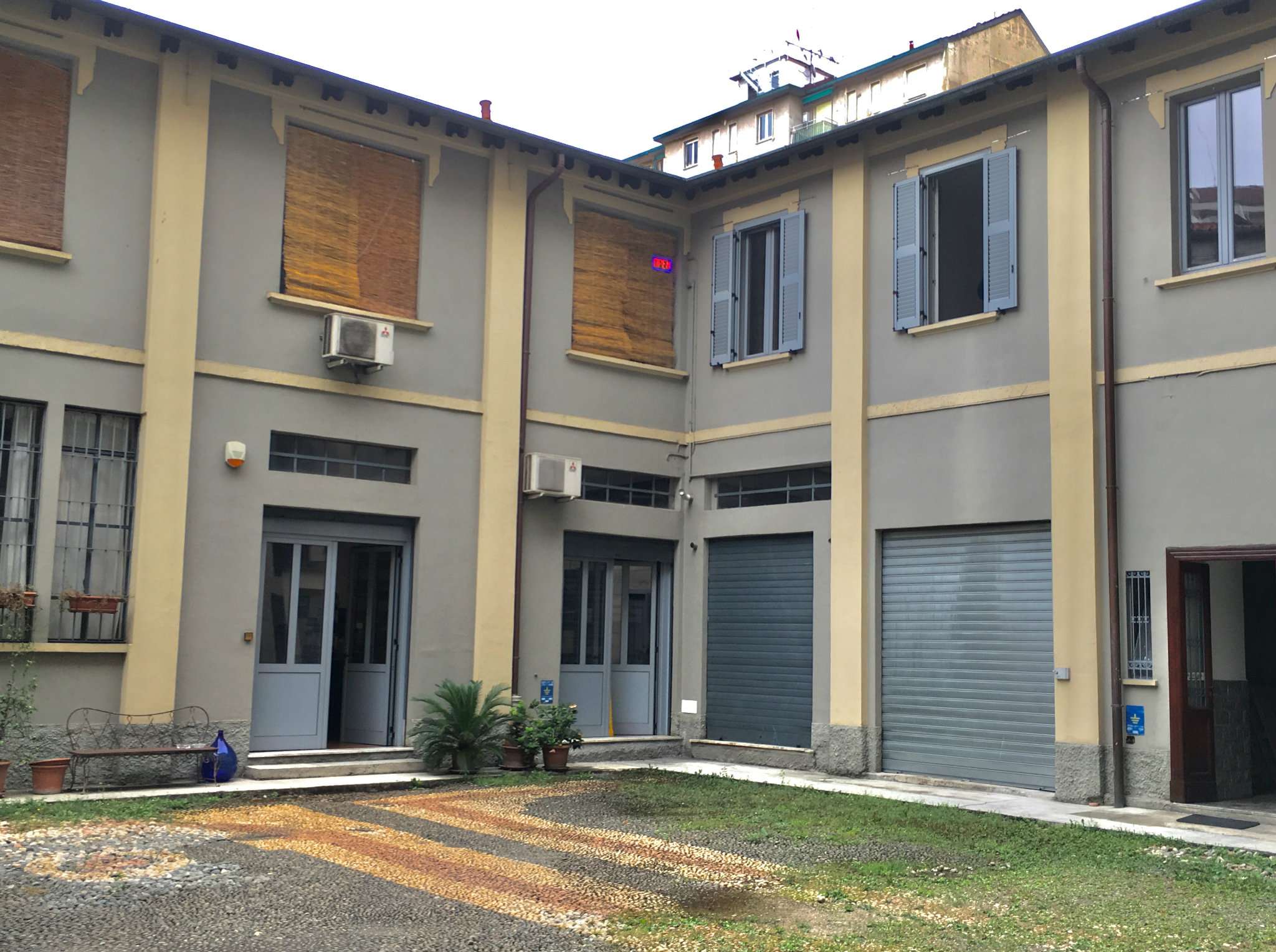 Ufficio - Loc.Com. MILANO affitto  FIERA G.Govone Nava