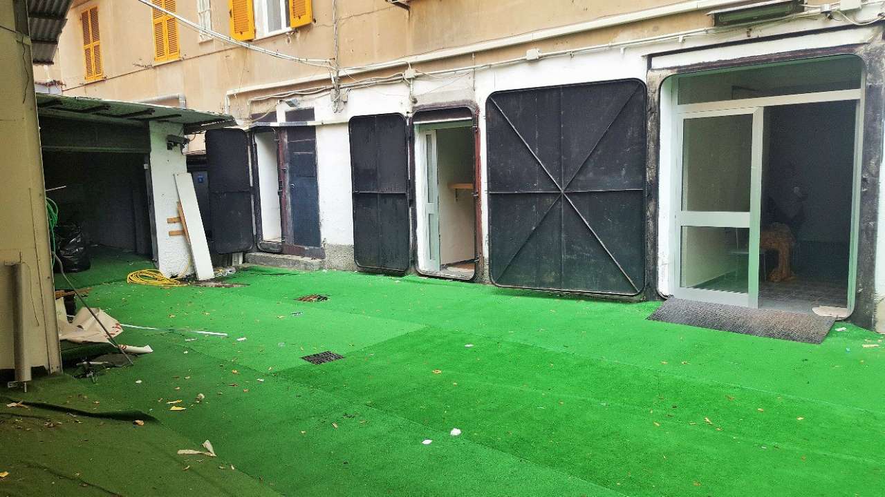 Negozio - Loc.Com. GENOVA vendita  SAN FRUTTUOSO  PROFESSIONISTI GENOVA