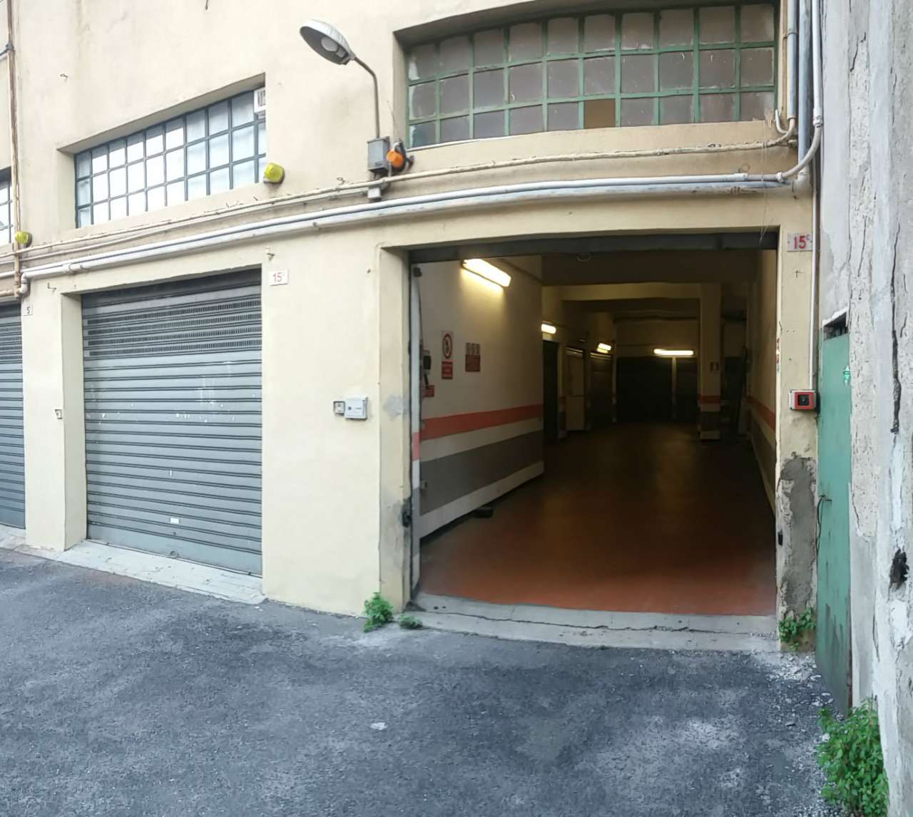 Box auto - Posto auto GENOVA vendita  FOCE  Casa Glamour di Mei Devil