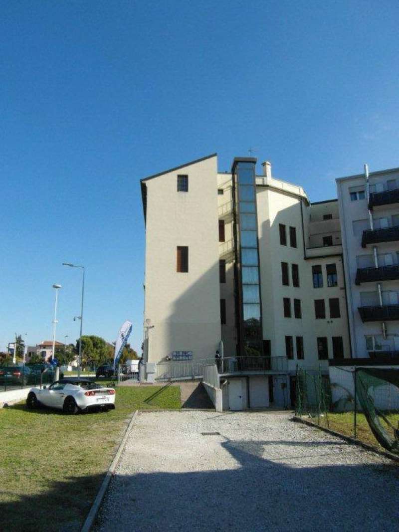  padova vendita quart: brenta studio 3 immobiliare