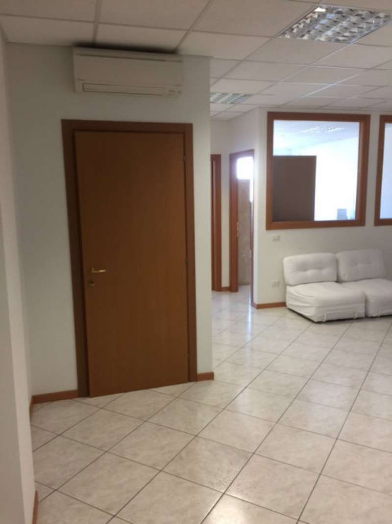 Ufficio - Loc.Com. PADOVA vendita  BRENTA dell'industria Studio 3 Immobiliare