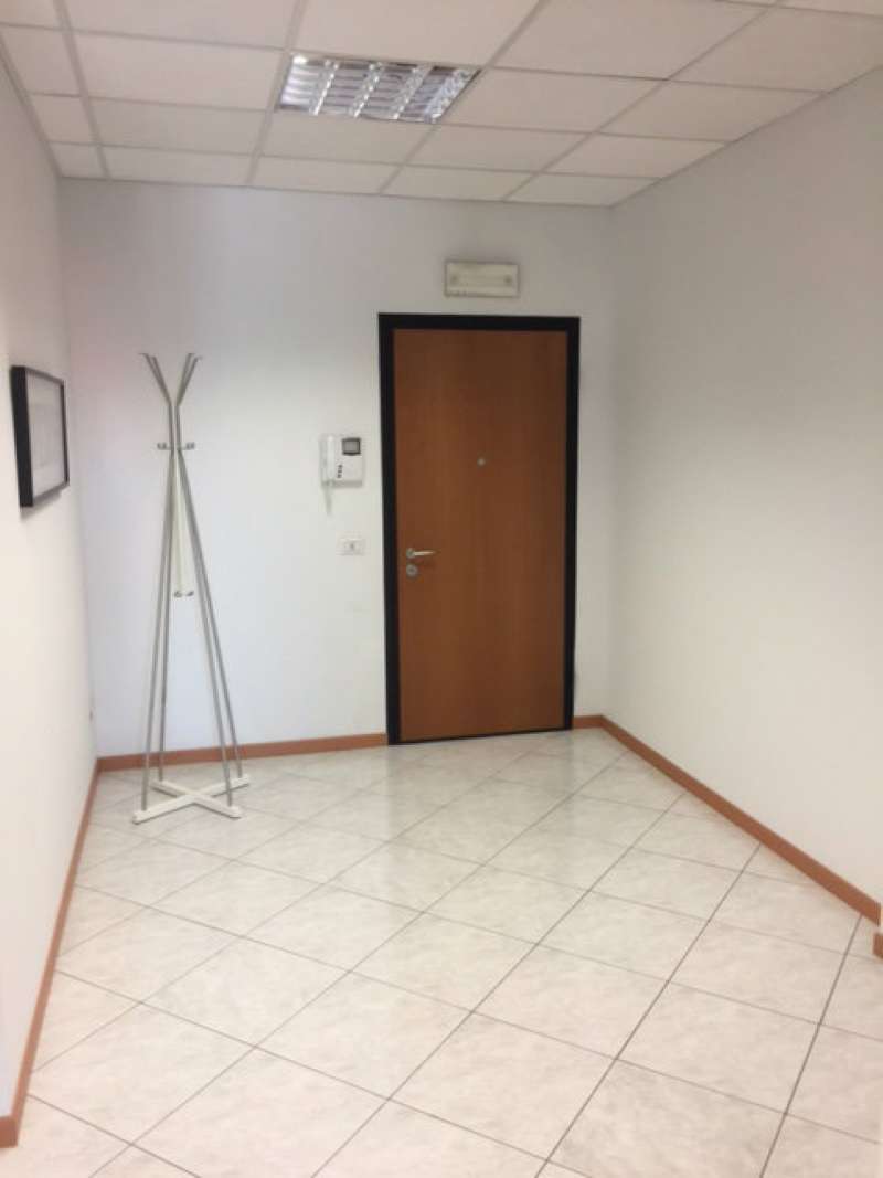 Ufficio - Loc.Com. PADOVA vendita  BRENTA dell'industria Studio 3 Immobiliare