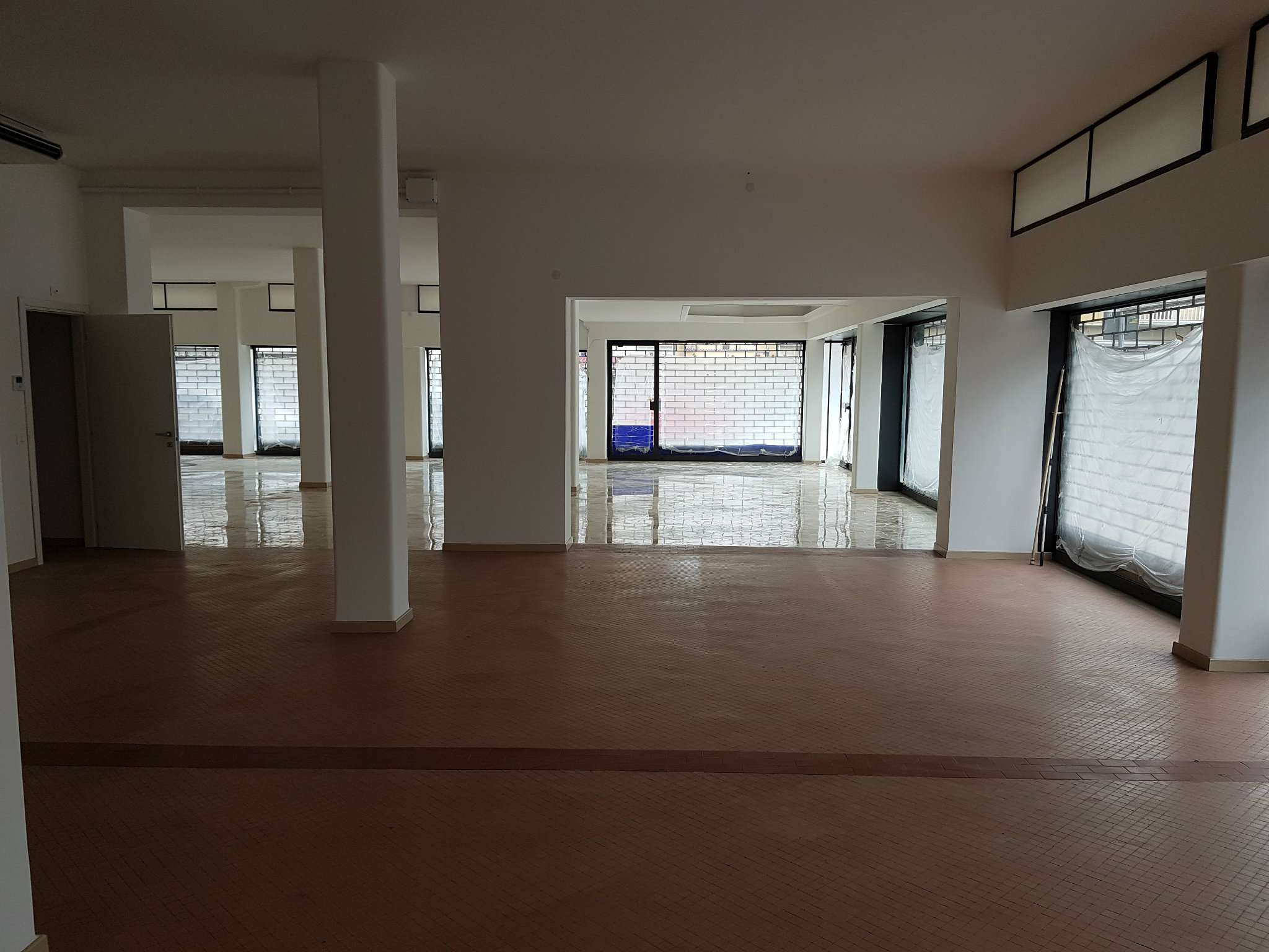 Negozio - Loc.Com. PADOVA affitto  PONTEVIGODARZERE  Studio 3 Immobiliare