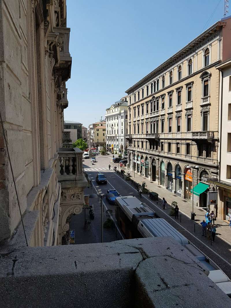 Ufficio - Loc.Com. PADOVA affitto  CENTRO Piazza Garibaldi Studio 3 Immobiliare