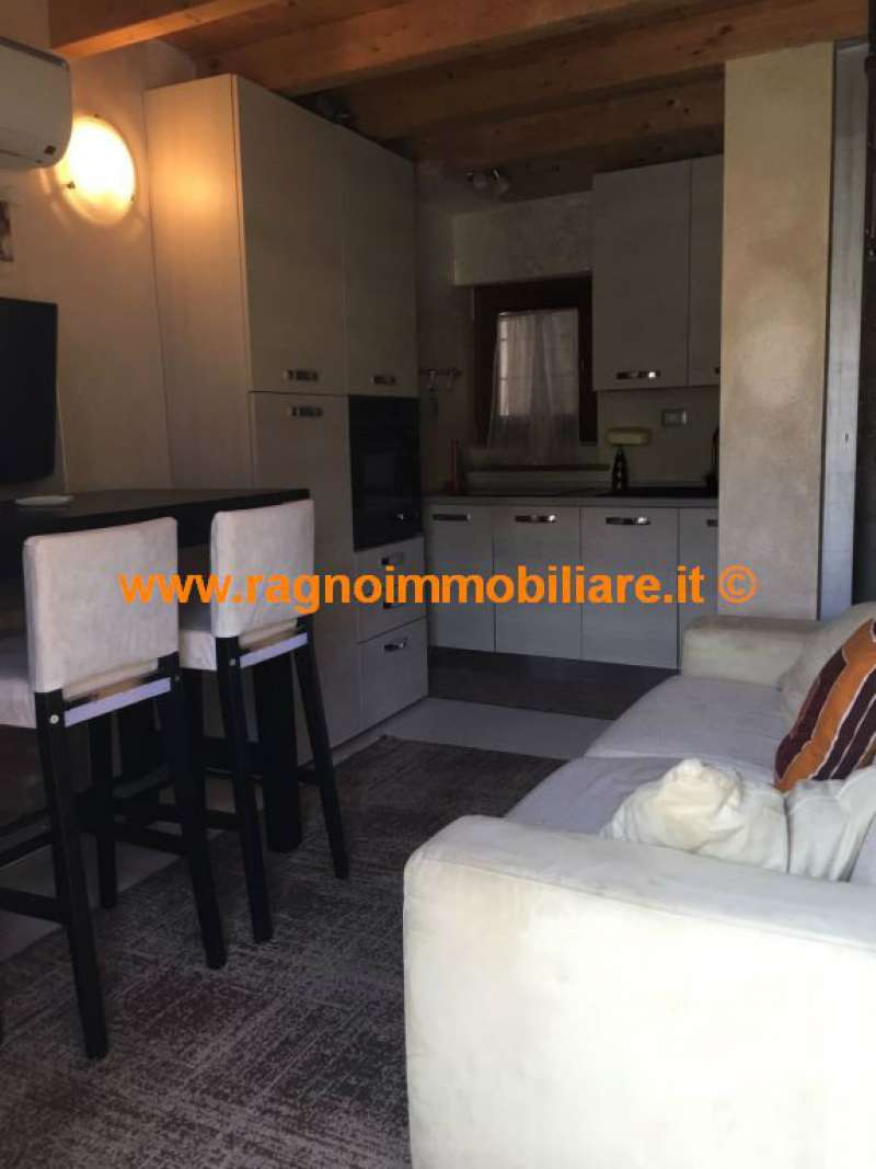 Villa Unifamiliare - Indipendente MARCIGNAGO vendita    Ragno Immobiliare