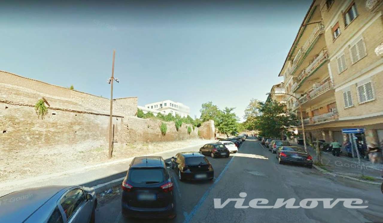 Appartamento ROMA vendita  NOMENTANO  di Porta Tiburtina Vienove Servizi Immobiliari