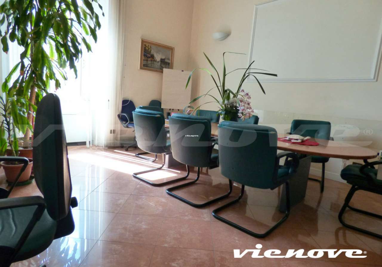 Ufficio - Loc.Com. ROMA affitto  San giovanni La Spezia Vienove Servizi Immobiliari