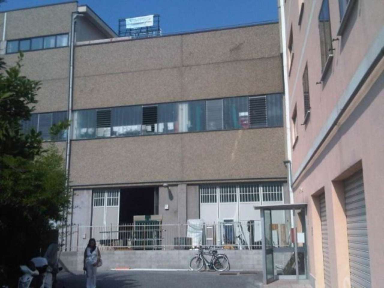 Negozio - Loc.Com. SAVONA vendita   Molinero Bnp Paribas Leasing Solutions S.p.A.