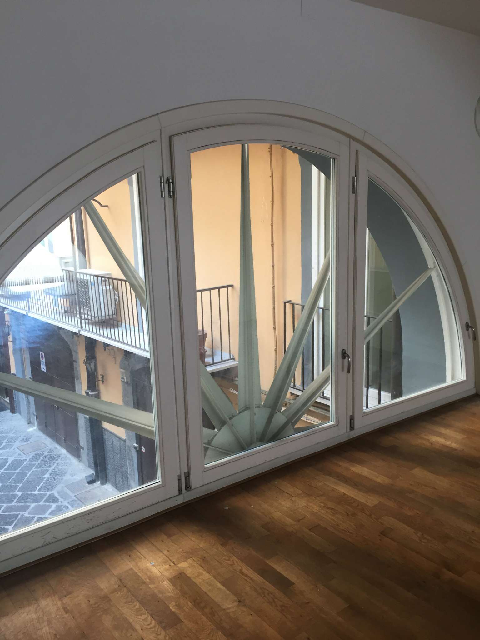  napoli vendita quart: chiaia bnp-paribas-leasing-solutions-s.p.a.