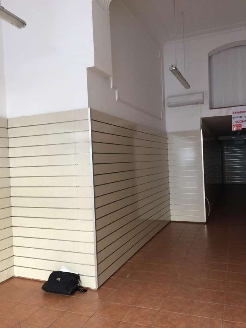 Negozio - Loc.Com. CATANIA vendita  CENTRO STORICO Via Etnea Bnp Paribas Leasing Solutions S.p.A.