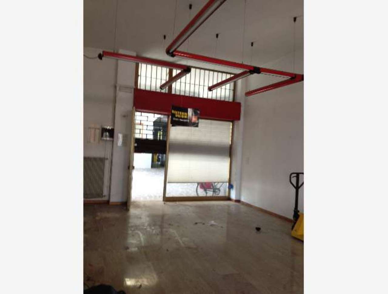 Negozio - Loc.Com. PORDENONE vendita   Via Oberdan ang. Via Mazzini Bnp Paribas Leasing Solutions S.p.A.