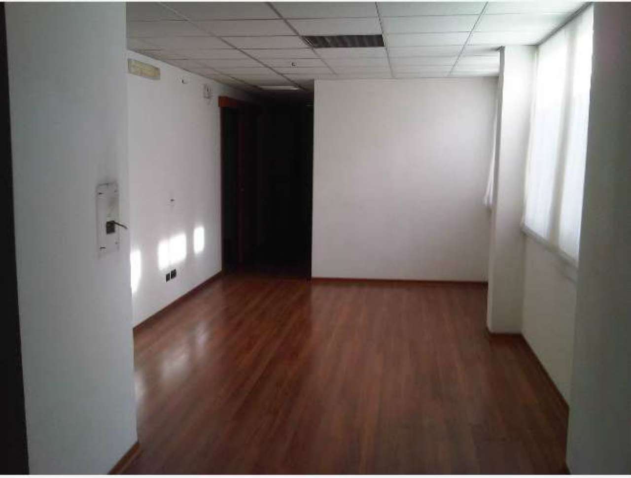 Ufficio - Loc.Com. ROMA vendita  TUSCOLANO (VI MUN.) arrigo cavaglieri Bnp Paribas Leasing Solutions S.p.A.