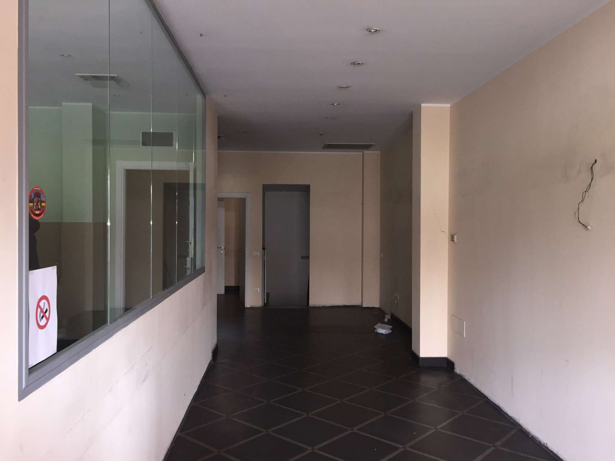 Negozio - Loc.Com. MILANO vendita  BONOLA via Giacomo Quarenghi Bnp Paribas Leasing Solutions S.p.A.