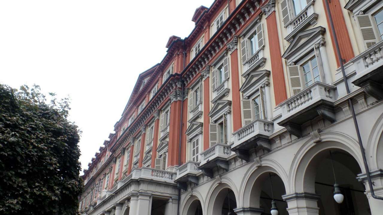  torino affitto quart: centro immobiliare-luciana-vola