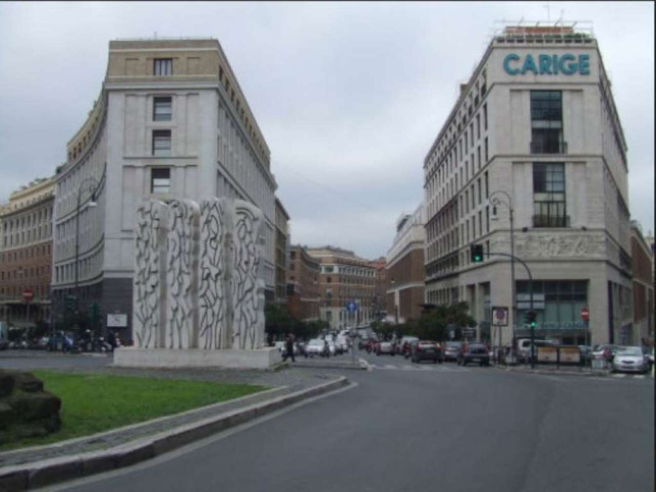 Negozio - Loc.Com. ROMA affitto  Centro storico Largo di Santa Susanna Agenzia Immobiliare Mennuni