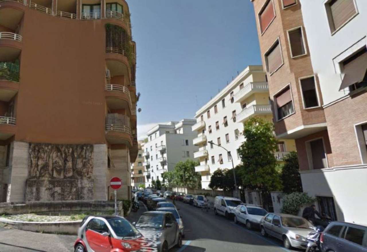 Appartamento ROMA vendita  FLAMINIO  manfredi Agenzia Immobiliare Mennuni