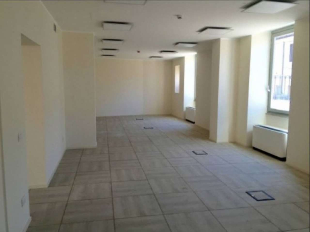 Ufficio - Loc.Com. ROMA affitto  Centro storico Viale Castro Pretorio Agenzia Immobiliare Mennuni