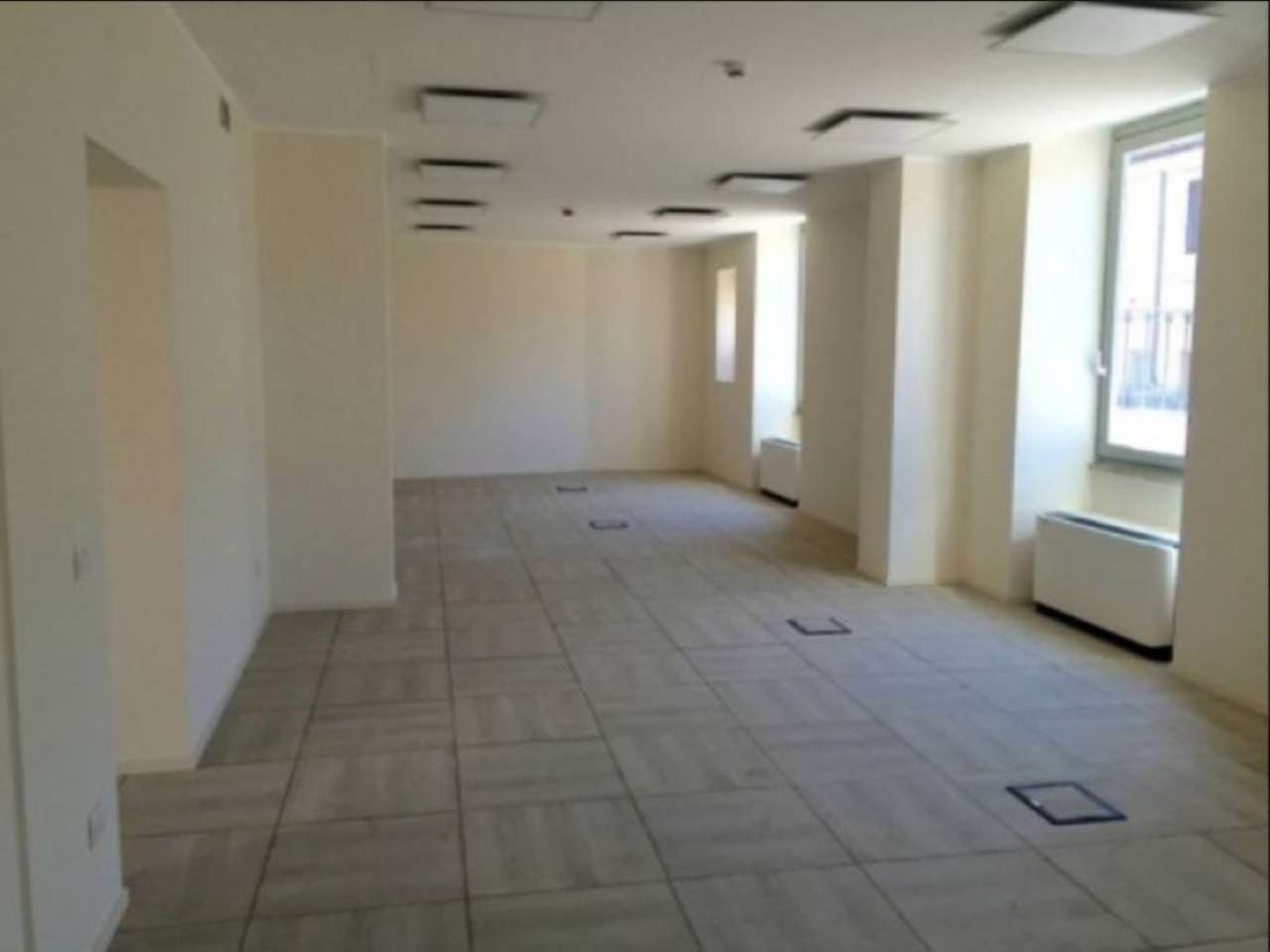 Ufficio - Loc.Com. ROMA affitto  PRATI Cavour Agenzia Immobiliare Mennuni