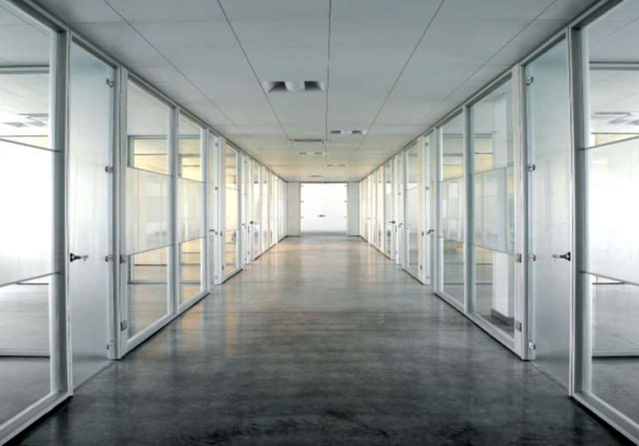 Ufficio - Loc.Com. ROMA affitto  Centro storico Via Quattro Novembre Agenzia Immobiliare Mennuni