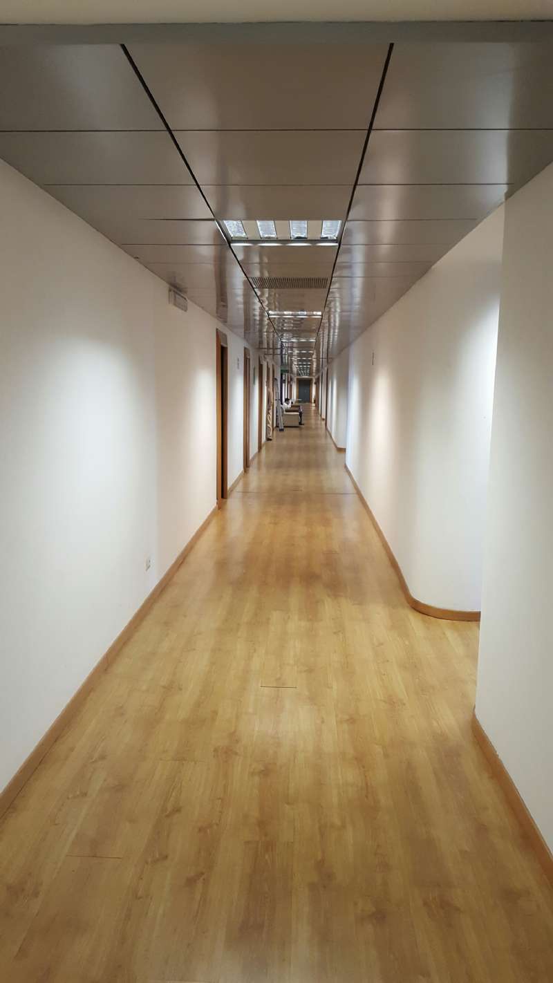 Ufficio - Loc.Com. ROMA affitto  Centro storico Via Quattro Novembre Agenzia Immobiliare Mennuni