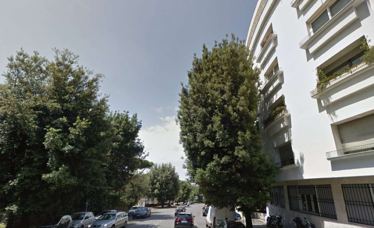 Appartamento ROMA vendita  FLAMINIO  Via dei Monti Parioli Agenzia Immobiliare Mennuni