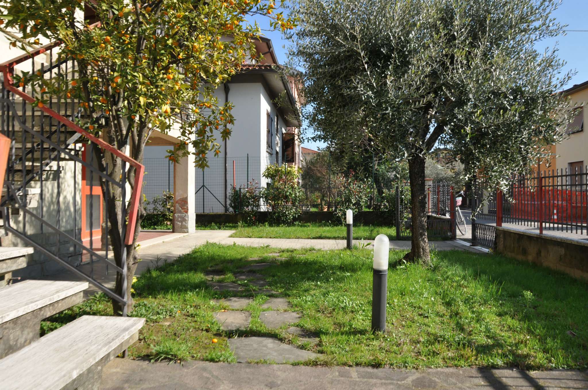  pistoia vendita quart:  san paolo immobiliare - u.c.a.s. di lakin e&c